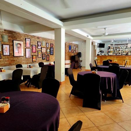 Altamont West Hotel Montego Bay Exterior foto