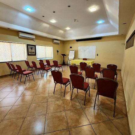 Altamont West Hotel Montego Bay Exterior foto