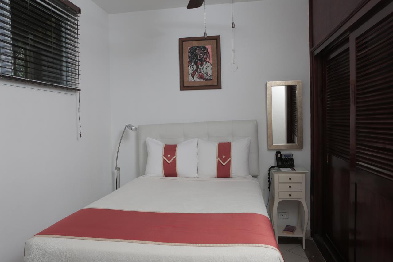 Altamont West Hotel Montego Bay Exterior foto