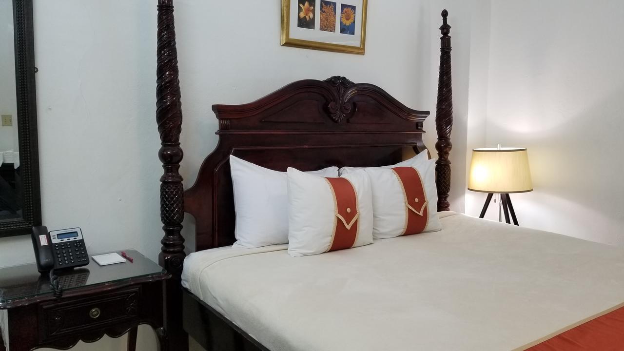 Altamont West Hotel Montego Bay Exterior foto
